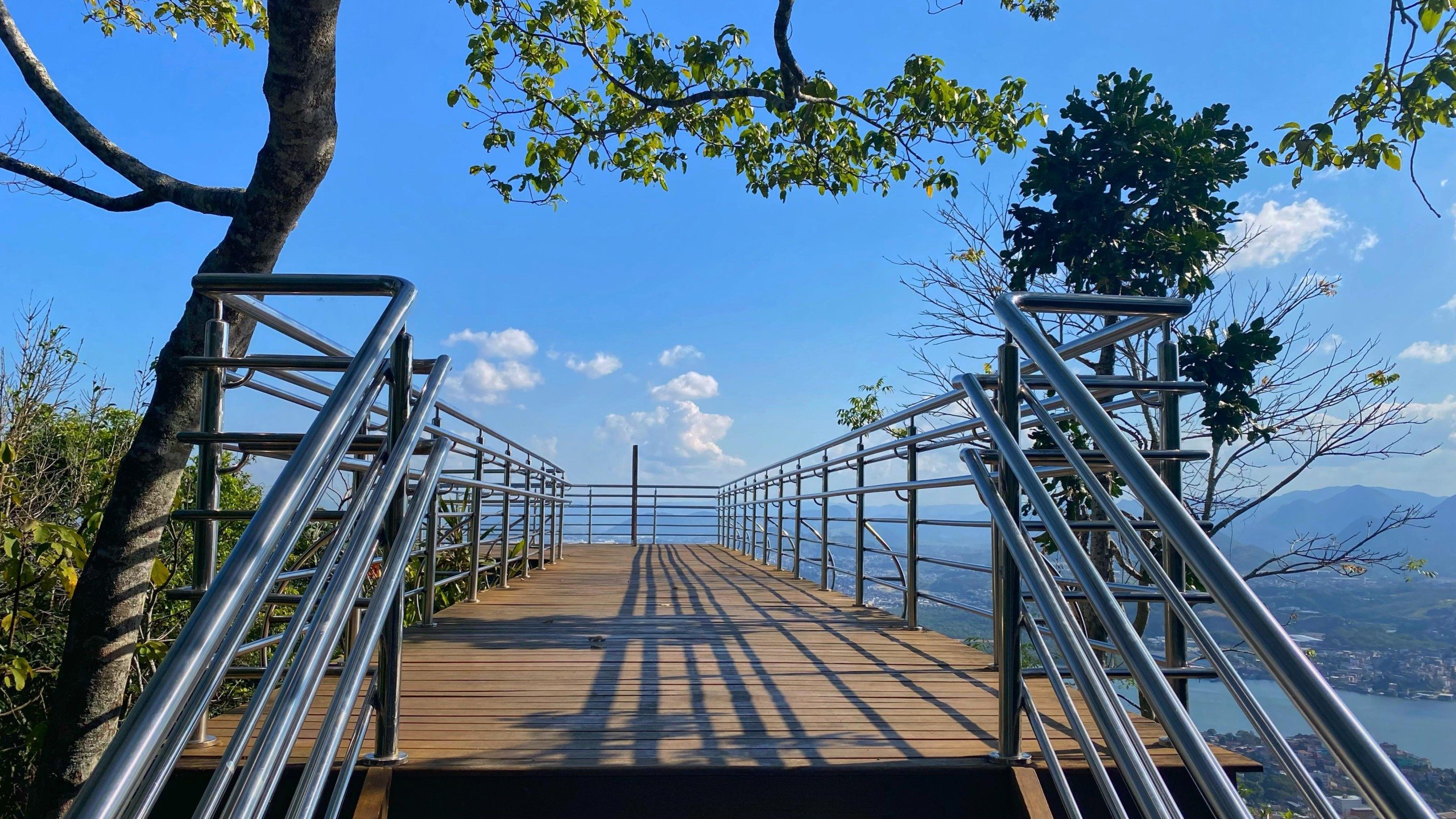 Mirante da Fonte Grande, em Vitória, Fechado para Reforma Após Danos Causados pelas Chuvas