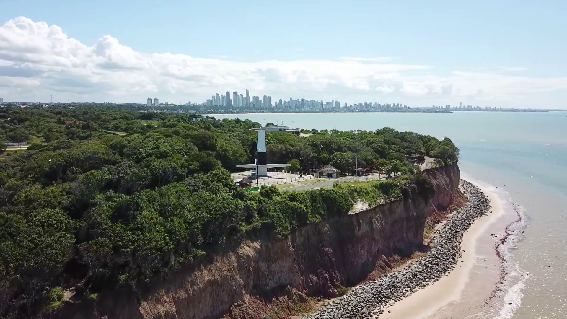 João Pessoa Revelada: Série de Reportagens Ilumina Locais Históricos em Celebração ao Aniversário da Cidade