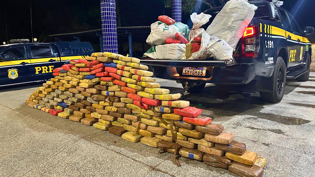 PRF Apreende Mais de 420 kg de Skunk Escondidos em Caminhão no Maranhão