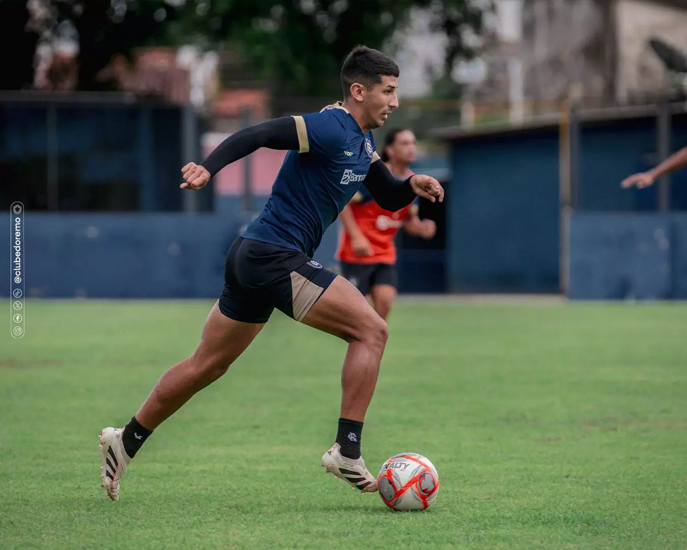 Reviravolta na Série B: Remo empresta zagueiro Alvariño para o rival Amazonas