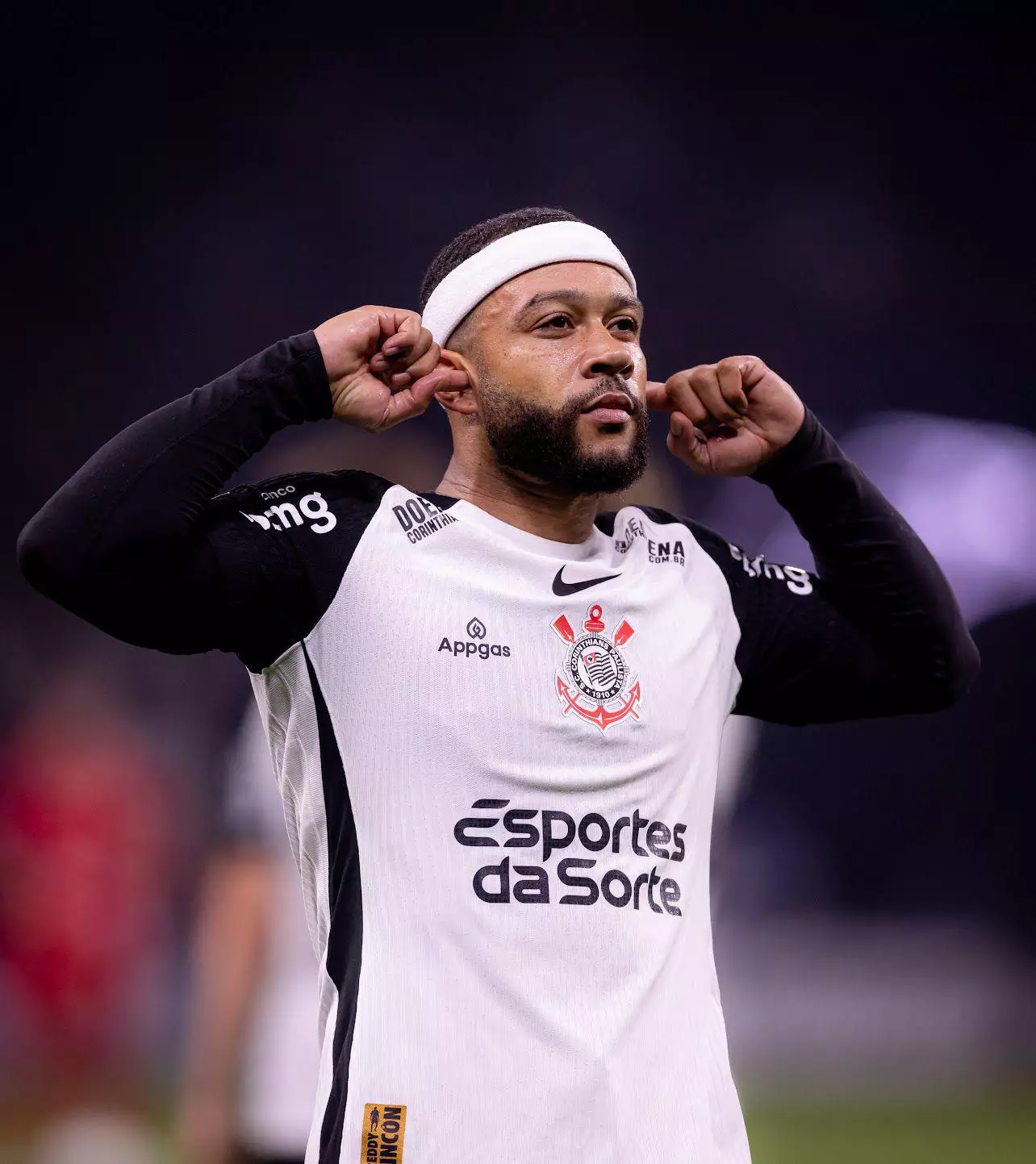 Corinthians silencia o Allianz Parque, elimina o Palmeiras na Copa do Brasil e aprofunda crise alviverde