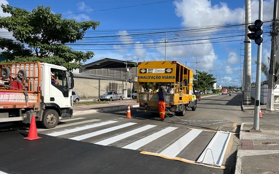 Avenida Etelvino Alves Ganha Reforço na Segurança com Novos Semáforos