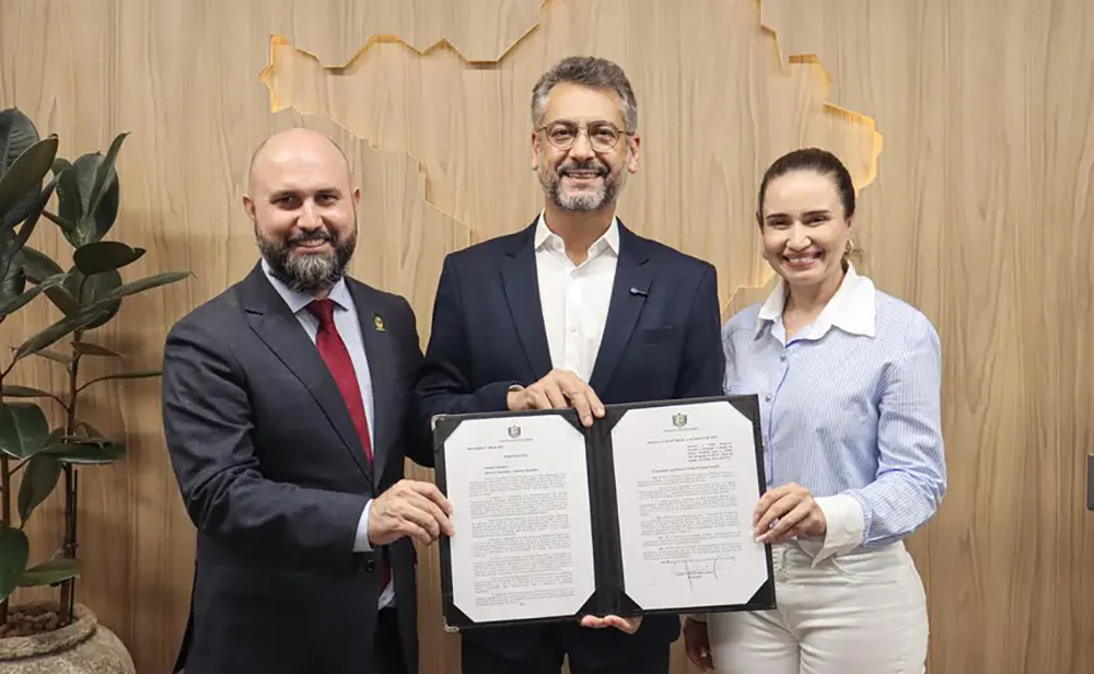 Governo do Amapá oficializa doação de imóveis para a OAB/AP em celebração ao Dia do Advogado