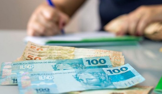 Bolsa Família e Auxílio Gás: Pagamentos de Agosto Iniciam Hoje, Priorizando Áreas em Emergência