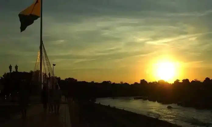 Acre Ferve: Sexta-feira de Sol Abrasador e Pancadas de Chuva Isoladas