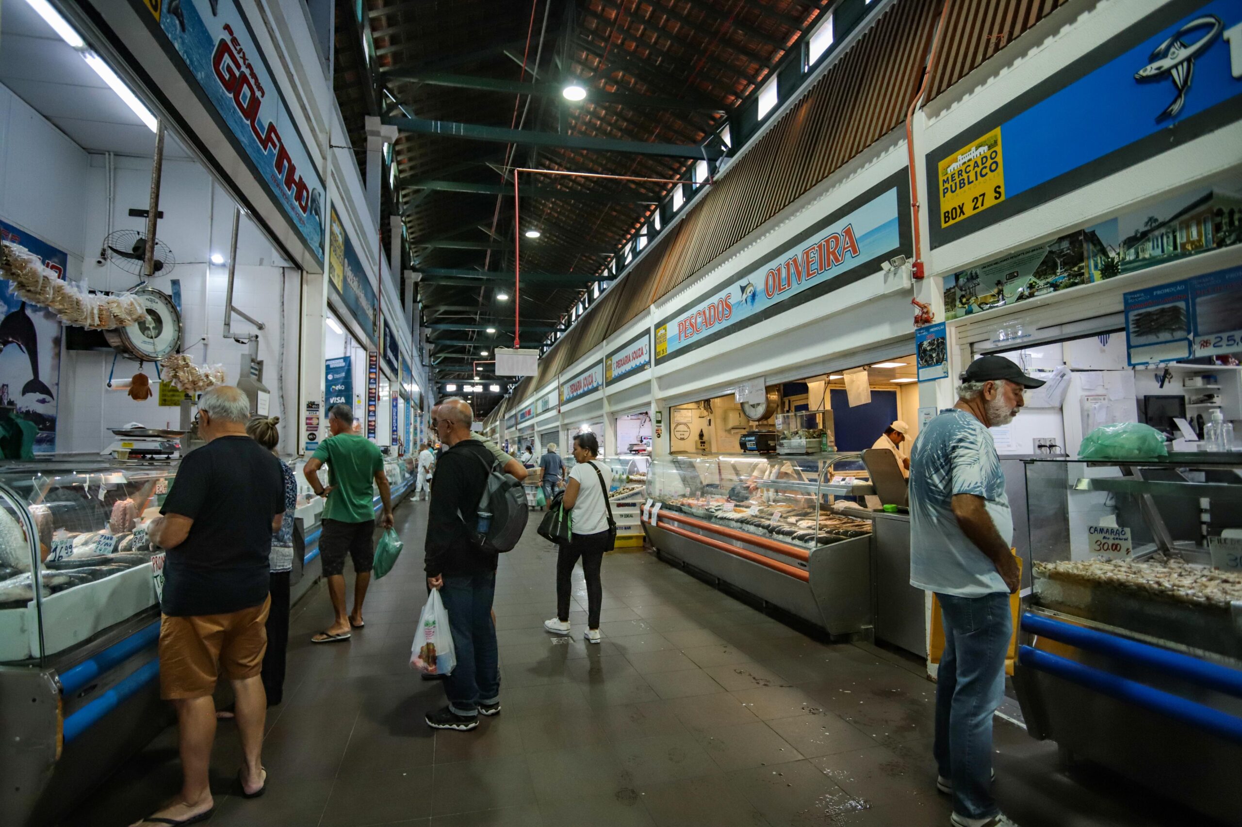 Semana do Pescado Agita Mercado Público de Florianópolis com Descontos e Pratos a Preços Especiais