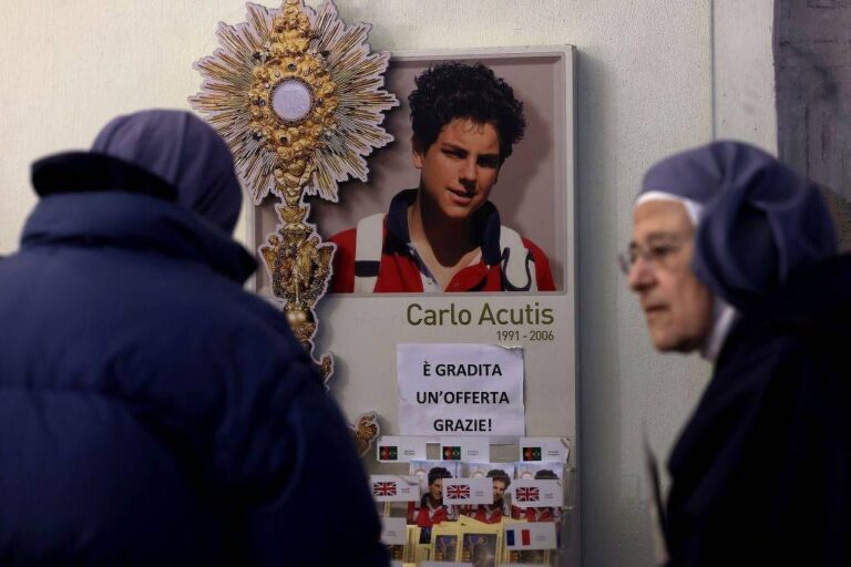 Carlo Acutis canonizado: como um jovem 'normal' se tornou santo da Igreja Católica