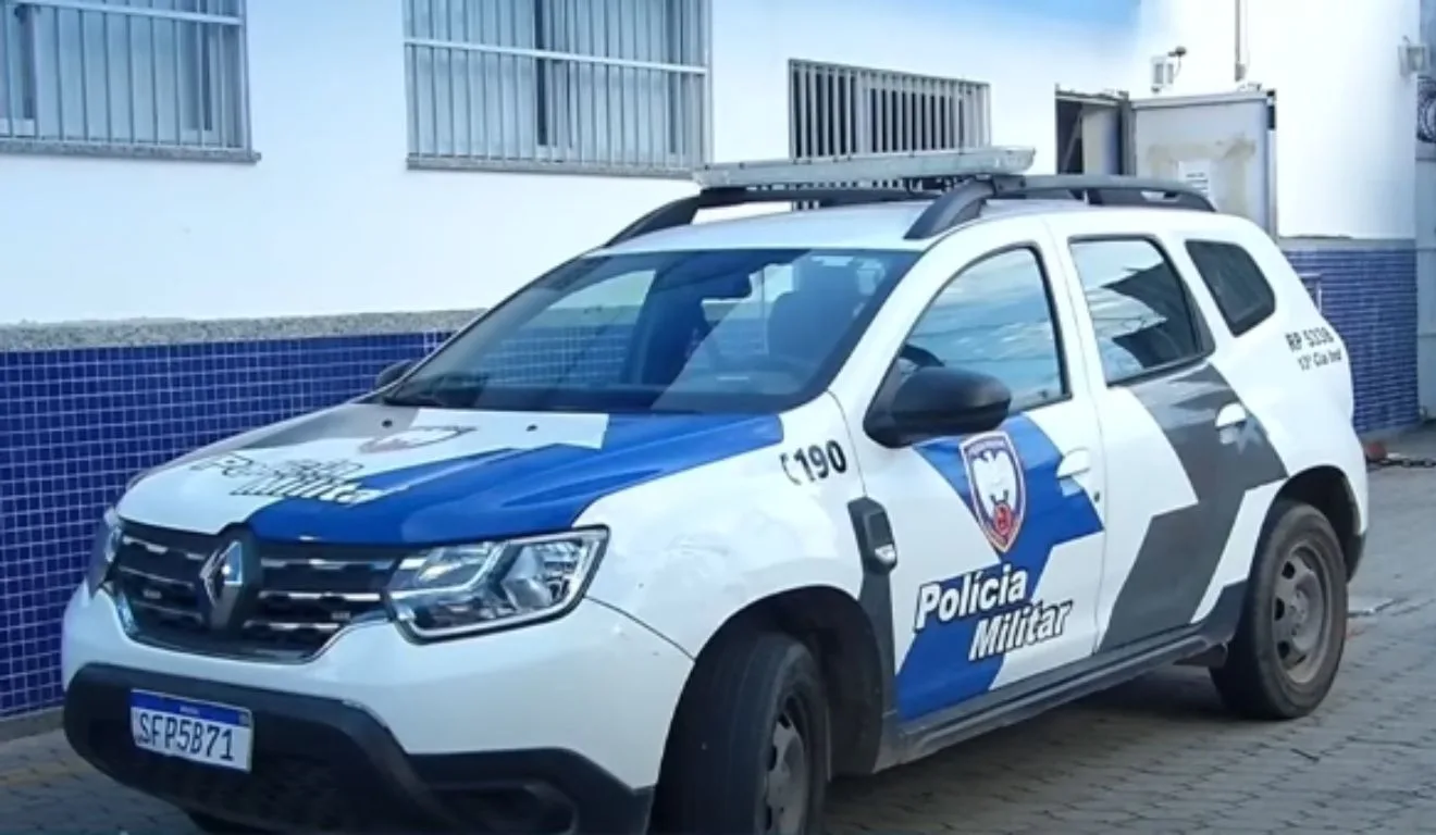 Em Vitória, homem é preso após agredir violentamente a tia; mãe relata terror causado pelas drogas