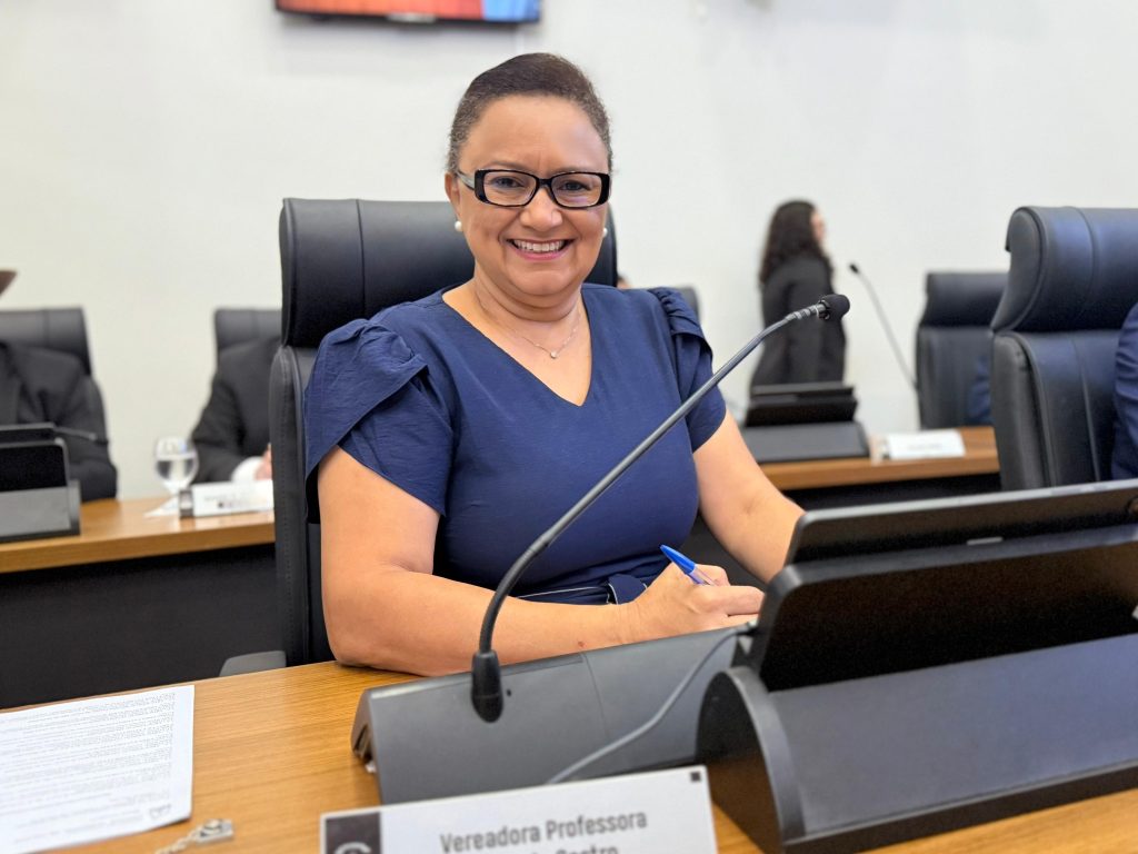 Palmas Mais Inclusiva: Vereadora Iolanda Castro Propõe Acesso à Libras em Concursos e Saúde