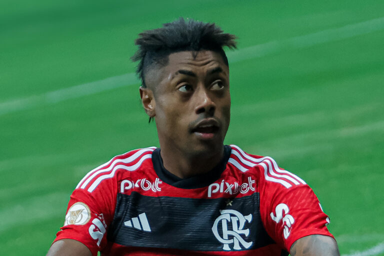 STJD condena Bruno Henrique, mas não vê intenção de prejudicar o Flamengo