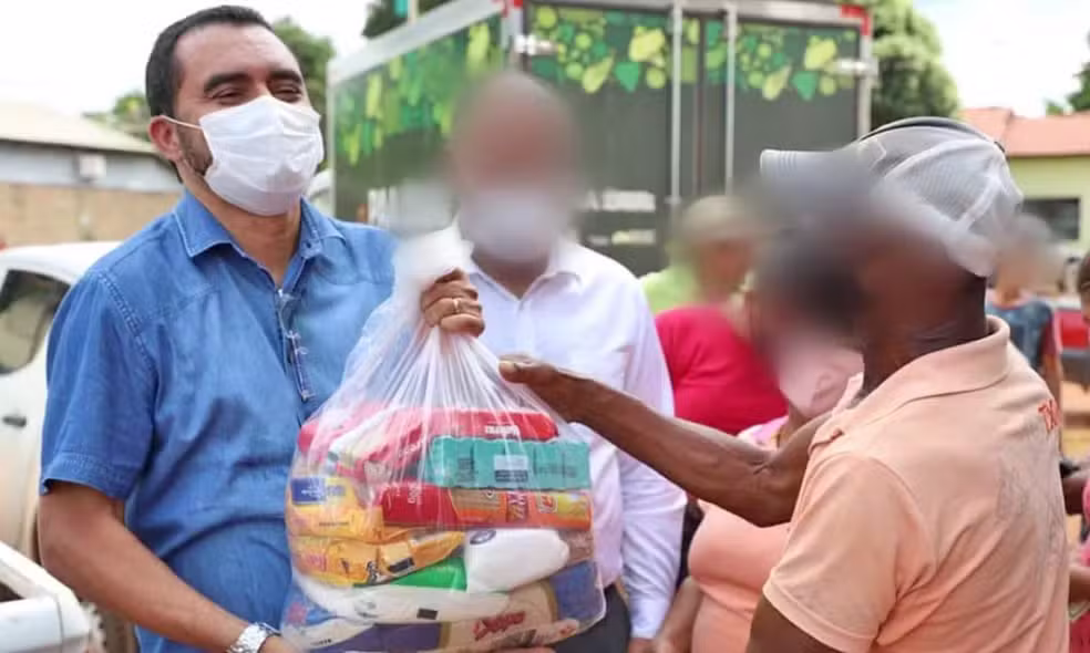 Governador do Tocantins, Wanderlei Barbosa, é Afastado por Suspeita de Desvio de Recursos da Covid-19