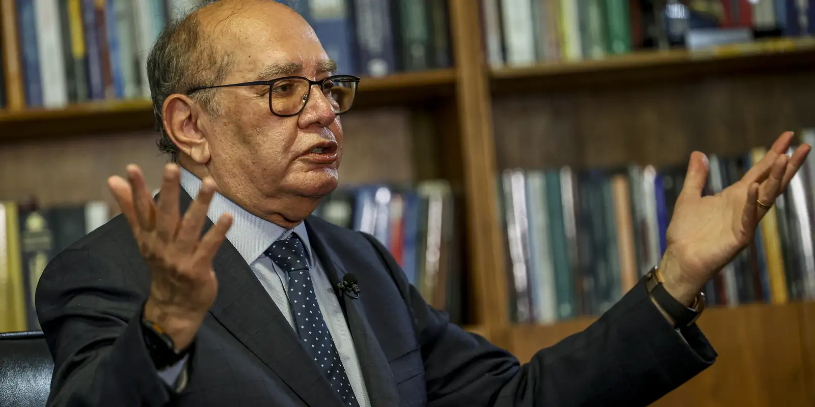 Gilmar Mendes Rebate Críticas e Nega ‘Ditadura da Toga’ em Meio a Tensões Políticas