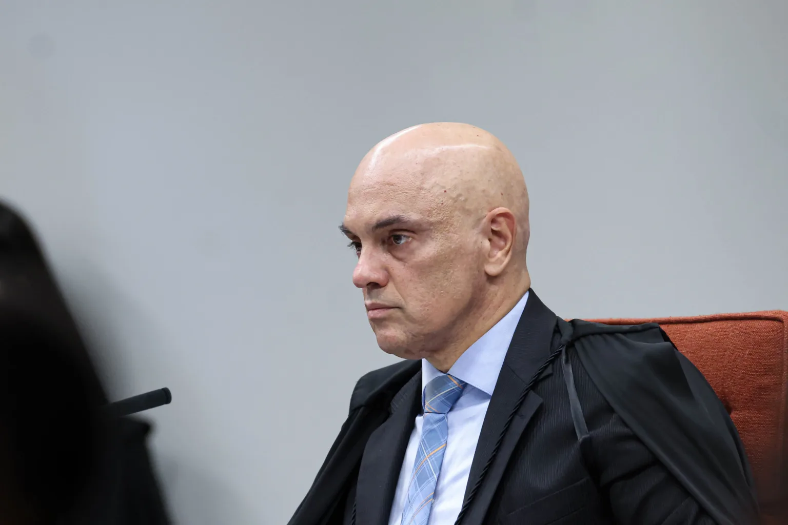 STF Acelera Julgamento de Bolsonaro e Aliados com Sessão Extra