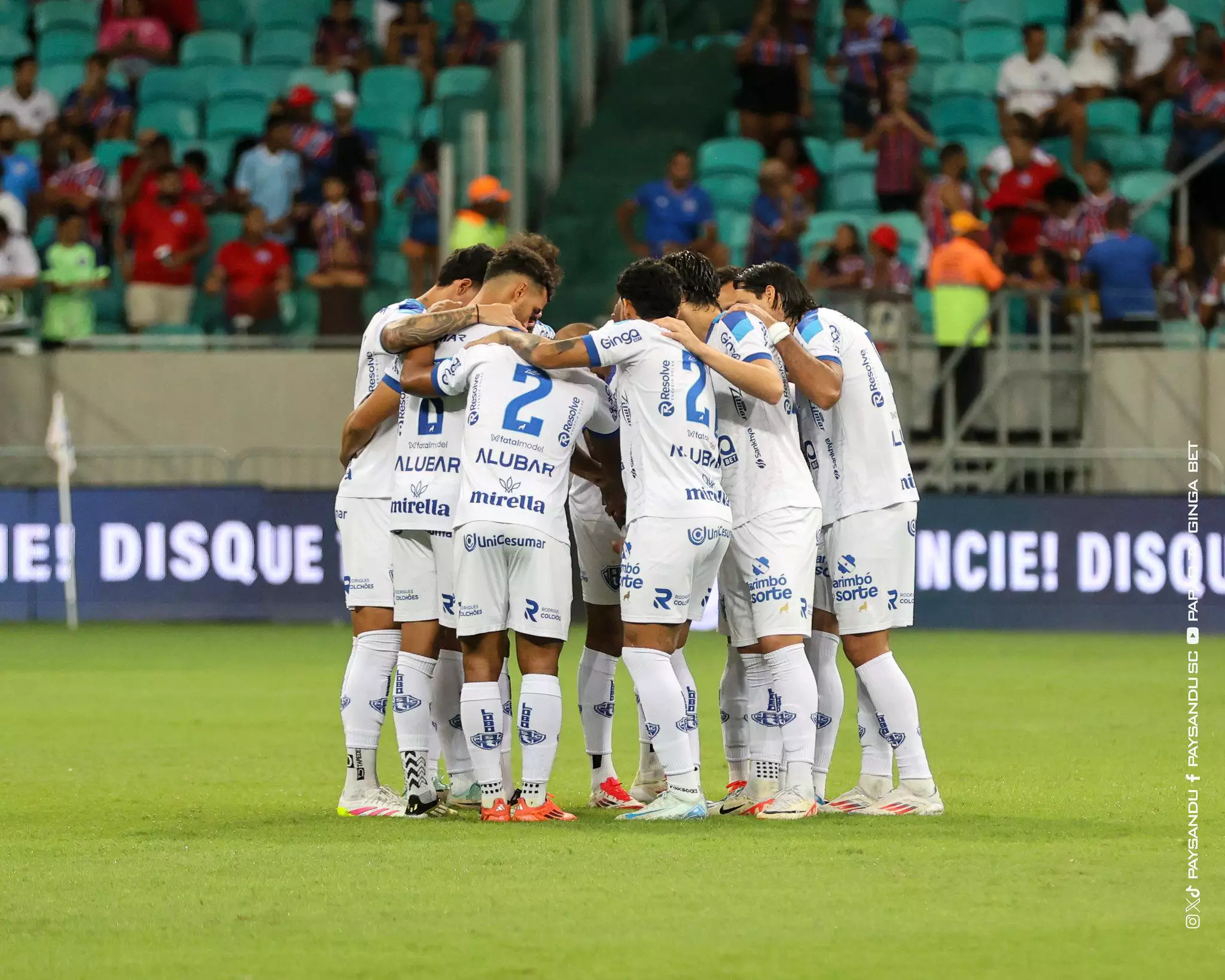 Em Crise, Paysandu Desafia Liderança do Criciúma em Busca de Reabilitação na Série B