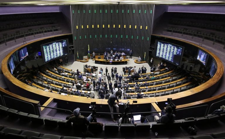 Setor Elétrico: Congresso aprova MP com alívio para a energia solar