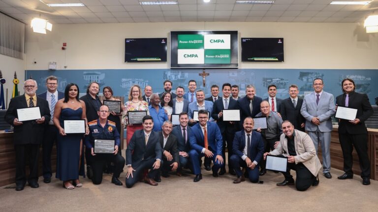 Câmara de Pouso Alegre homenageia 16 cidadãos com título de cidadania