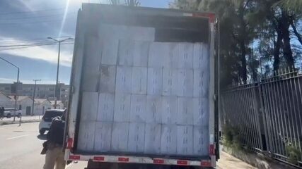 PRF apreende 144 mil maços de cigarros contrabandeados em Caucaia