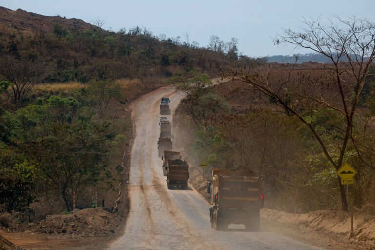 Lula e Silveira reativam o Conselho Mineral em busca de minerais críticos