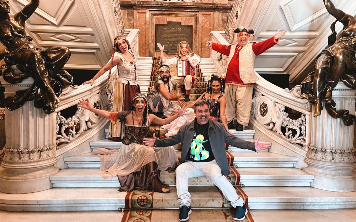 Companhia Teatral Meritiense “Os Ciclomáticos” Conquista Palcos Europeus em Turnê Internacional