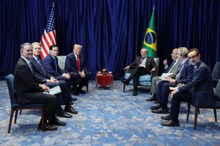 Lula agradece encontro com Trump: 'Conseguimos fazer uma reunião que parecia impossível'