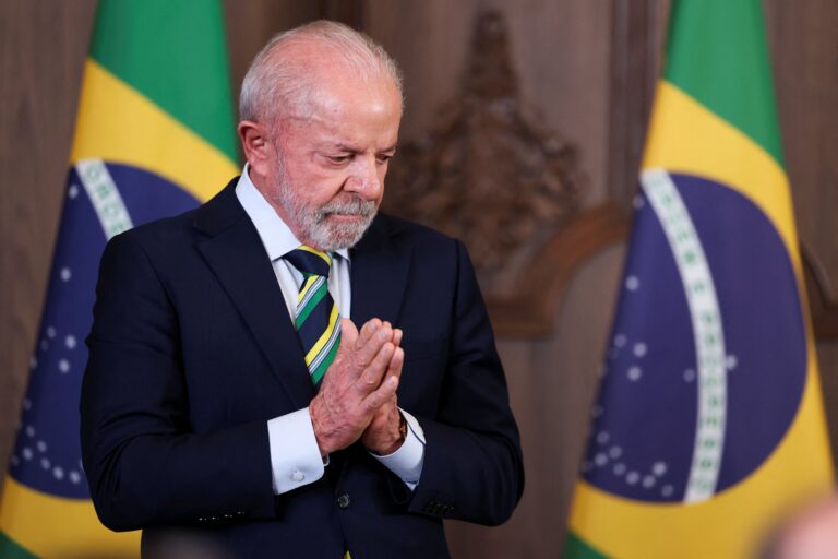 Bolsonaro faz parte do passado, diz Lula após reunião com Trump