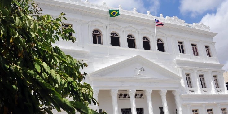 Justiça condena Microsoft por bloquear acesso de e-mail de usuário no Maranhão