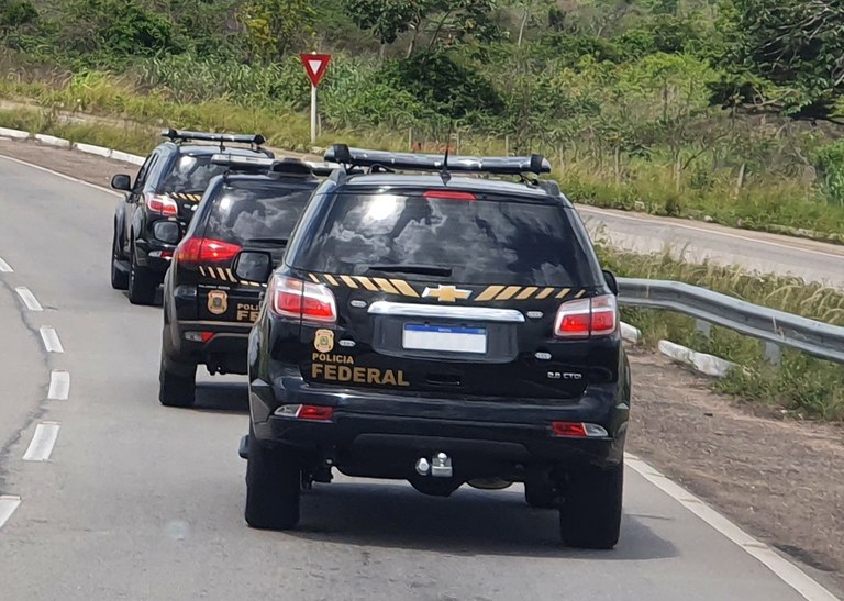 PF Avança no Combate ao Desmatamento na Terra Indígena Araribóia em Operação Aérea