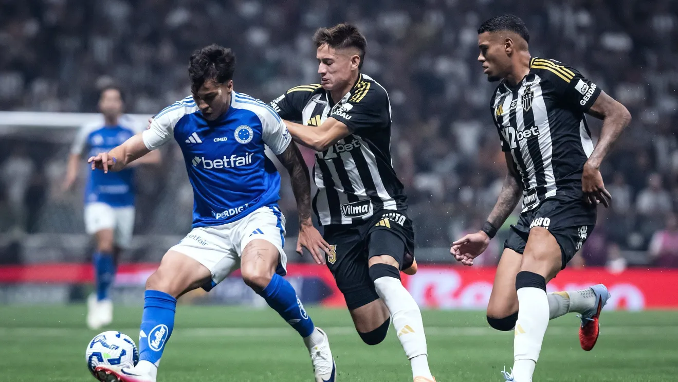 Clássico Mineiro Incendeia a Arena MRV: Atlético-MG e Cruzeiro Empatam em Jogo de Emoções