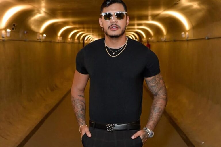 Internação do rapper Hungria por intoxicação