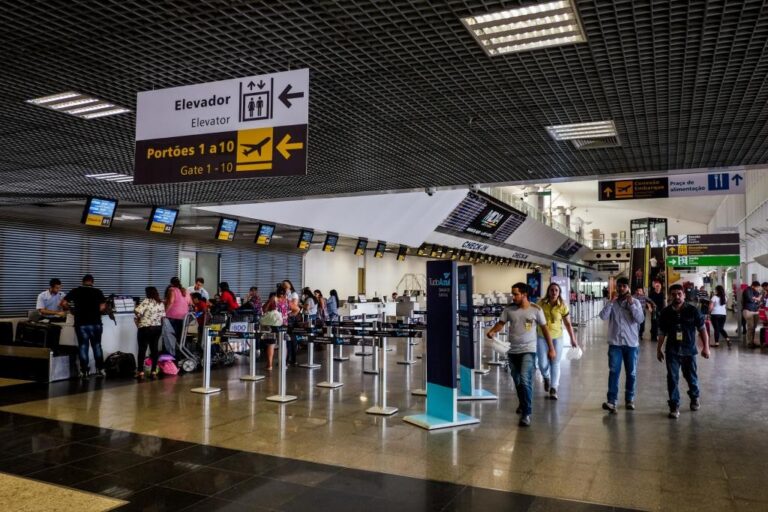 Procon investiga nova tarifa básica de companhias aéreas em MT
