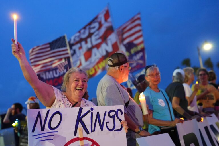 Protestos 'No Kings' se mobilizam contra Donald Trump nos EUA