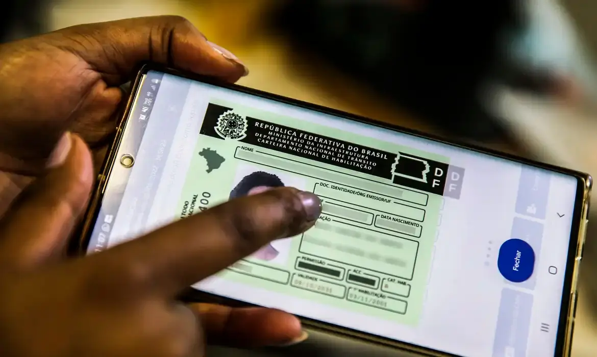 Carteira de Motorista Sem Autoescola? Governo Abre Consulta Pública Sobre Mudanças na CNH