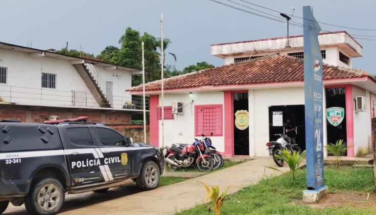 Homem é preso por tortura e cárcere da companheira no AM