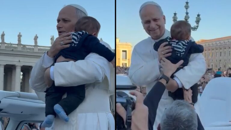 Papa Leão XIV abraça bebê brasileiro durante visita ao Vaticano
