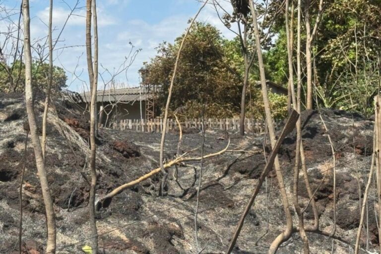 Idoso acamado é resgatado de incêndio em Campo Grande