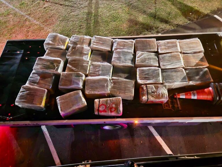 Caminhoneiro é preso com mais de uma tonelada de maconha em Itatinga