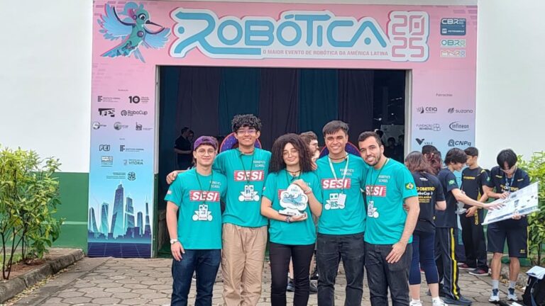 Equipe de robótica do Sesi Ourinhos conquista título inédito e se classifica para mundial
