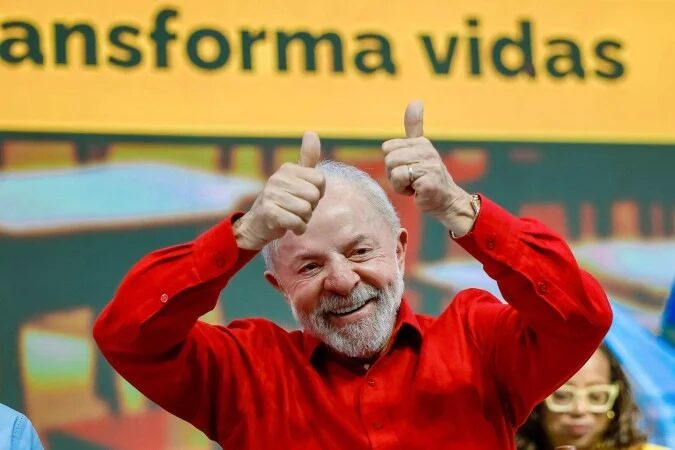 Reconhecimento Nacional: Professores Agora Têm Carteira Docente Oficial