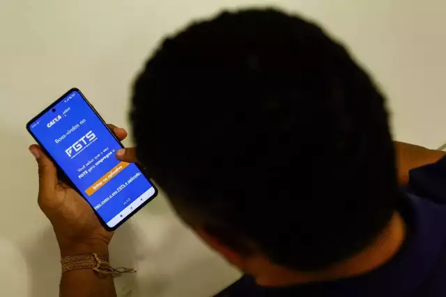 Saque-Aniversário do FGTS: Antecipação Terá Limite de R$500 e Novas Regras Visam Proteger Trabalhador