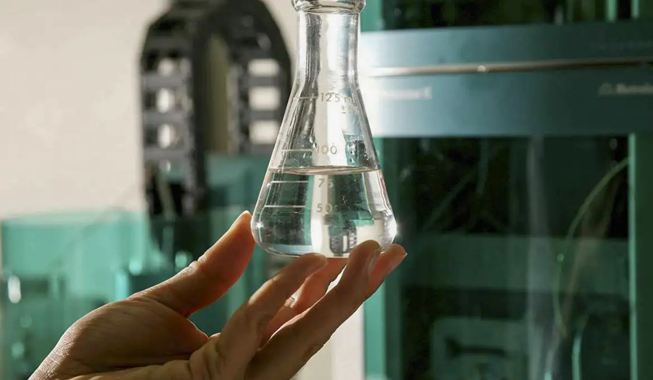 Alerta Nacional: Intoxicação por Metanol em Bebidas Alcoólicas Acende o Sinal de Alerta, mas ES se Mantém Livre de Casos