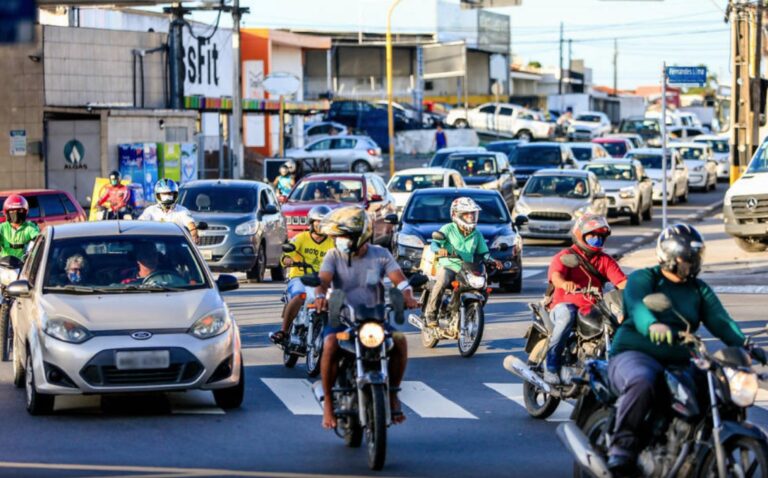 Aprovado projeto que permite pagamento de débitos de veículos por pix em blitz