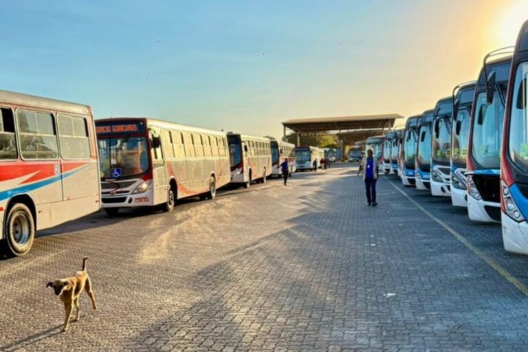 Paralisação de ônibus em Campo Grande gera proposta de fundo de repasses