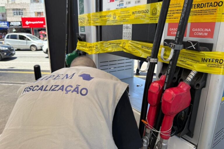 Bombas lacradas em postos suspeitos de ligação com o PCC