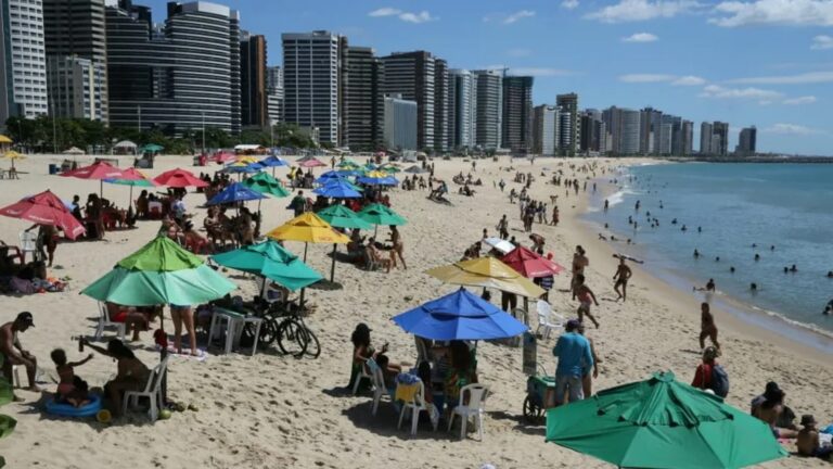 Feriado do Dia do Servidor é antecipado em Fortaleza