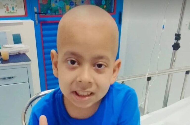 Menino de 10 anos morre após luta contra leucemia