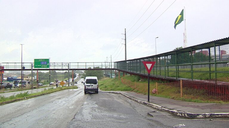 Passarela da BR-235 em Aracaju será desmontada