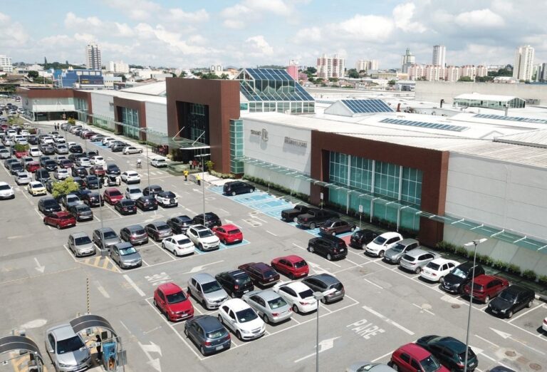 Oportunidades de emprego: Shoppings do Alto Tietê têm 81 vagas disponíveis