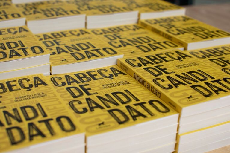 Lançamento de livro revela bastidores das campanhas eleitorais no Brasil