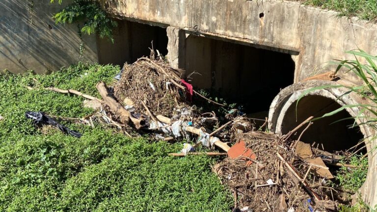 Descarte irregular de lixo preocupa moradores de Piracicaba