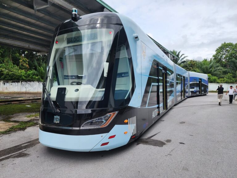 Câmara aprova projeto para substituir corredores do BRT por VLT